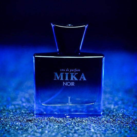 MIKA NOIR